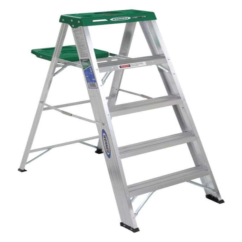 Werner 5 ft. H Aluminum Step Ladder Type II 225 lb. capacity